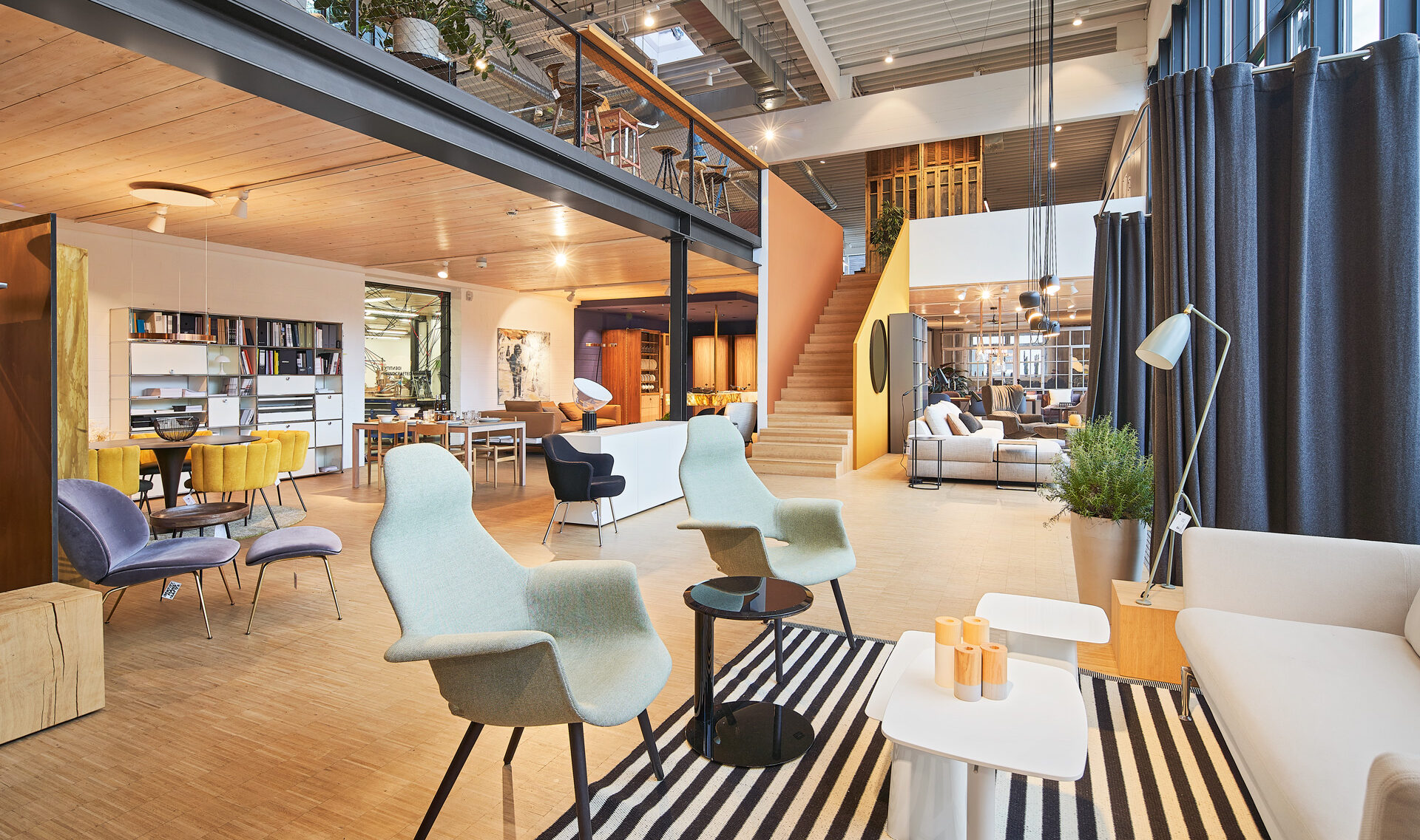 Laden und Eingangsbereich Konrad Knoblauch in Markdorf